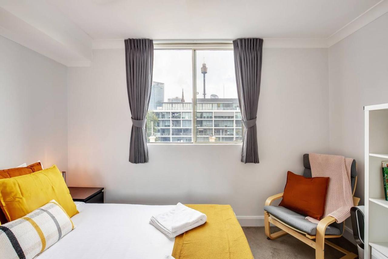 Harbourside At Woolloomooloo With Balcony Views *
